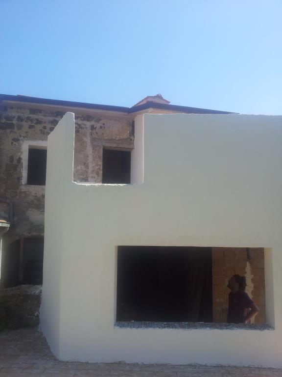 casa indipendente in vendita a Tora e Piccilli