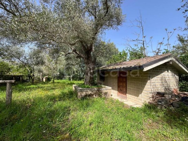 appartamento in vendita a Tora e Piccilli