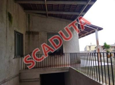 appartamento in vendita a Tora e Piccilli