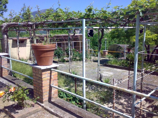 casa indipendente in vendita a Tora e Piccilli