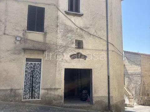 casa indipendente in vendita a Tora e Piccilli