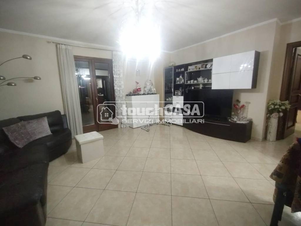 appartamento in vendita a Trentola Ducenta