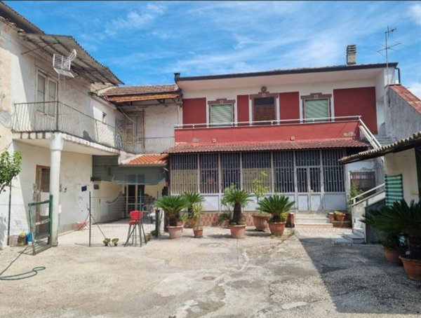 casa indipendente in vendita a Trentola Ducenta