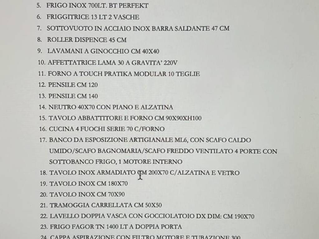 negozio in vendita a Trentola Ducenta