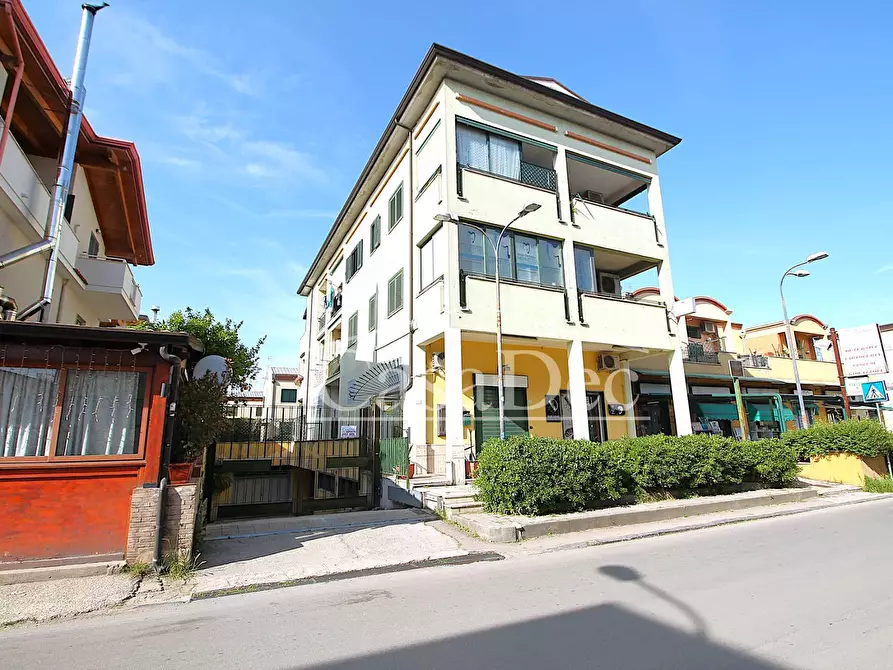 ufficio in vendita a Trentola Ducenta
