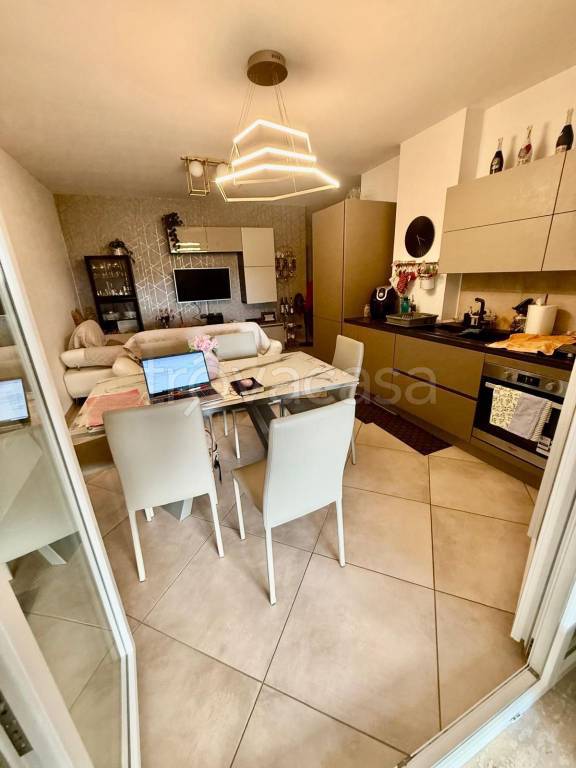 appartamento in vendita a Trentola Ducenta