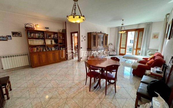 appartamento in vendita a Trentola Ducenta