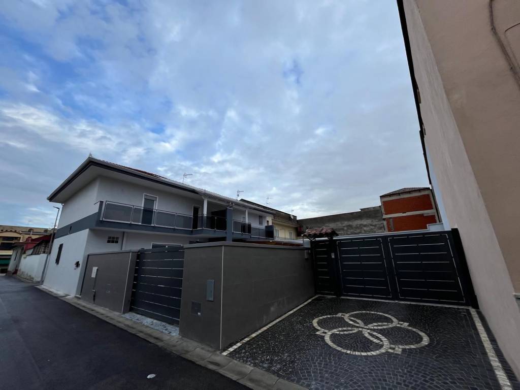 casa indipendente in vendita a Trentola Ducenta