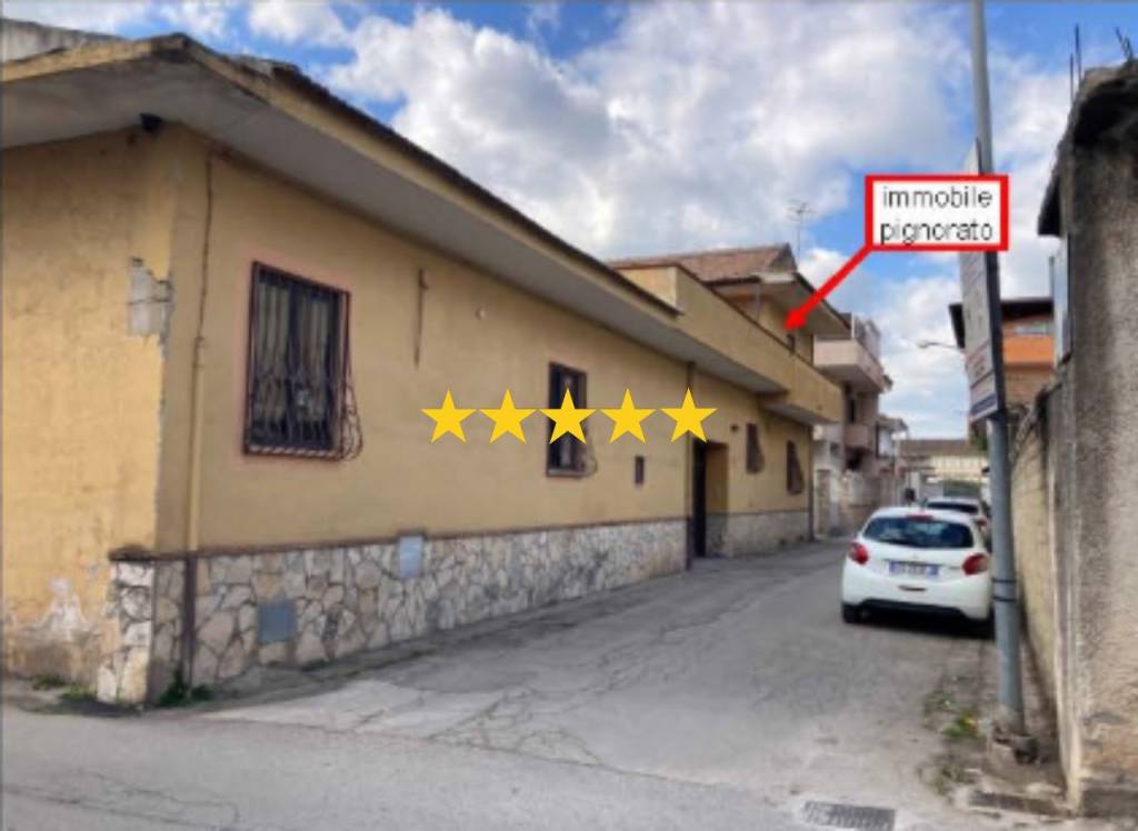 appartamento in vendita a Trentola Ducenta