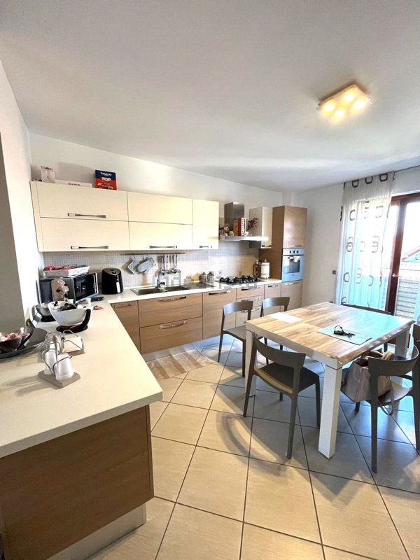 appartamento in vendita a Trentola Ducenta