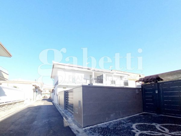 casa indipendente in vendita a Trentola Ducenta