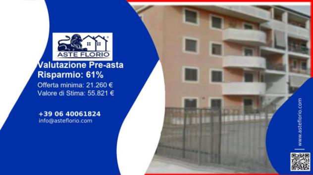 negozio in vendita a Trentola Ducenta