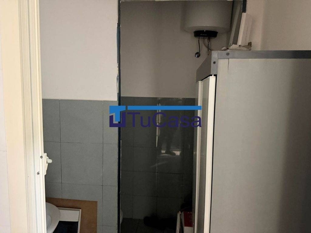 negozio in vendita a Trentola Ducenta