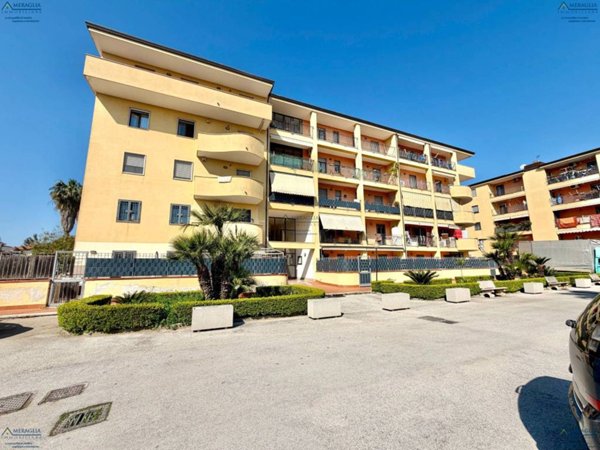 appartamento in vendita a Trentola Ducenta