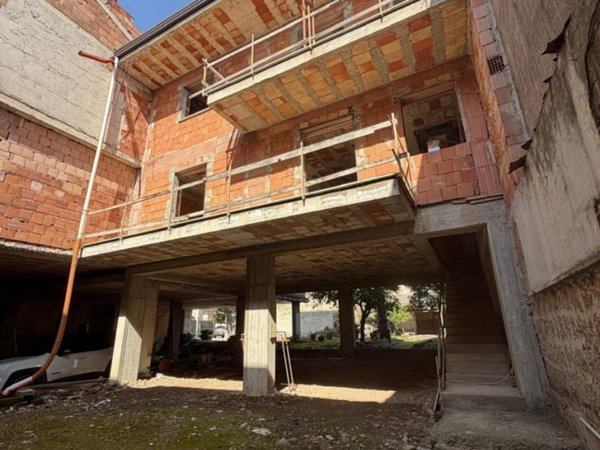 casa indipendente in vendita a Trentola Ducenta