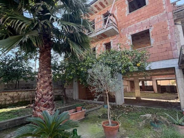 casa indipendente in vendita a Trentola Ducenta