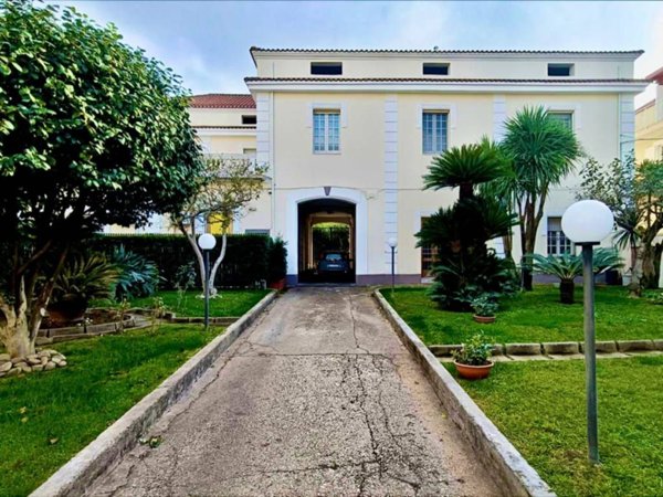 casa indipendente in vendita a Trentola Ducenta