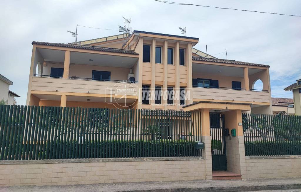 appartamento in vendita a Trentola Ducenta in zona Ischitella