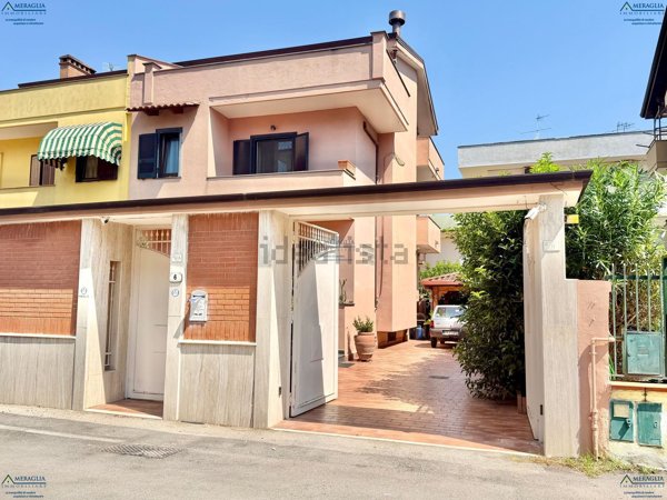 casa indipendente in vendita a Trentola Ducenta in zona Ischitella