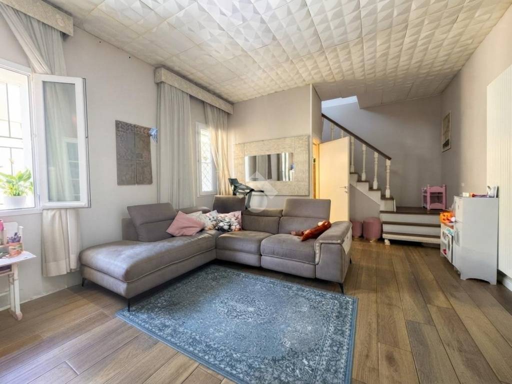 casa indipendente in vendita a Trentola Ducenta
