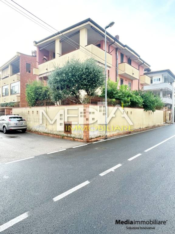 appartamento in vendita a Trentola Ducenta