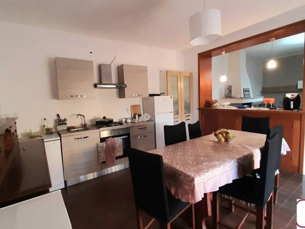 appartamento in vendita a Vairano Patenora in zona Vairano Scalo