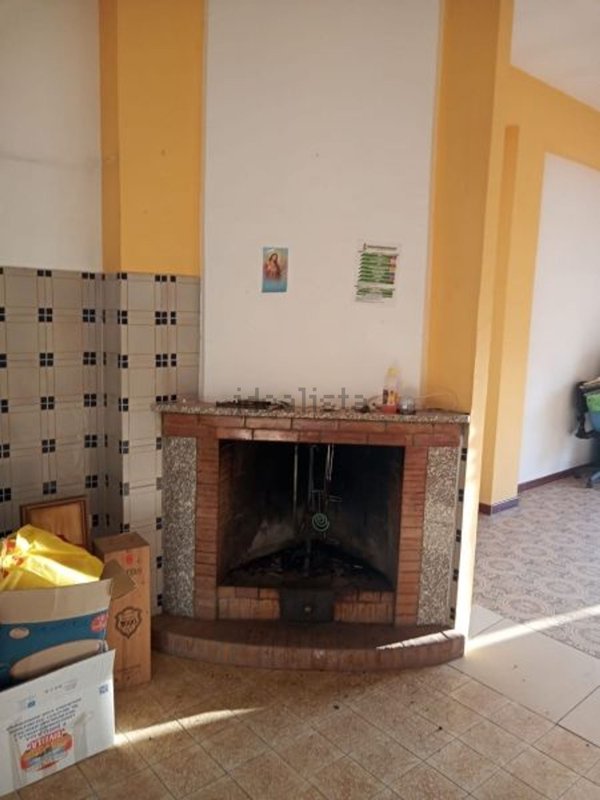 appartamento in vendita a Vairano Patenora in zona Vairano Scalo