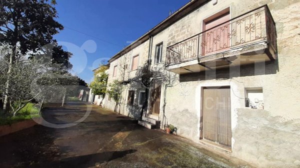 casa indipendente in vendita a Vairano Patenora in zona Marzanello
