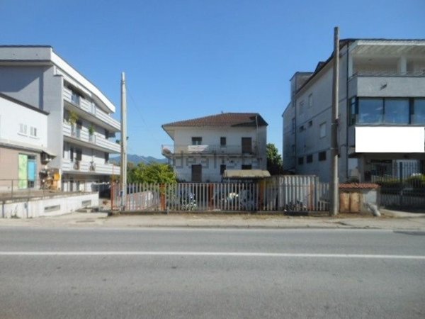casa indipendente in vendita a Vairano Patenora