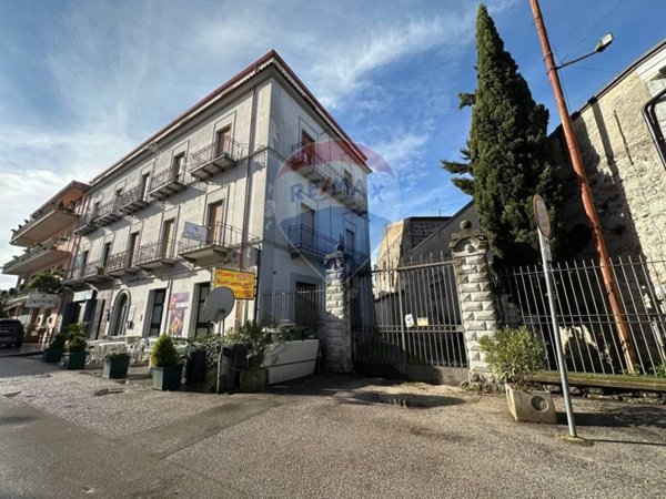 appartamento in vendita a Vairano Patenora in zona Vairano Scalo