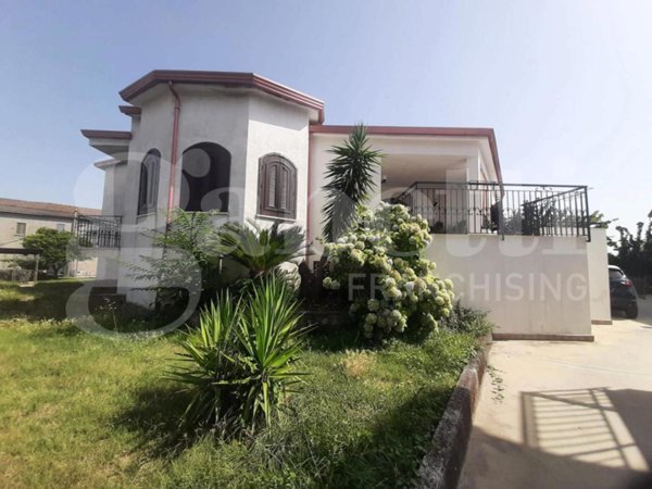 casa indipendente in vendita a Vairano Patenora in zona Marzanello