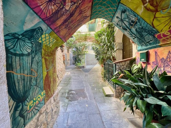 casa indipendente in vendita a Vairano Patenora