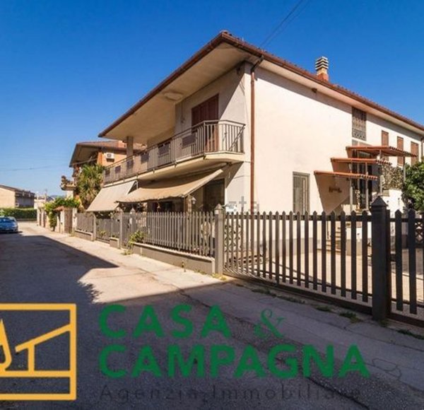 casa indipendente in vendita a Vairano Patenora in zona Vairano Scalo