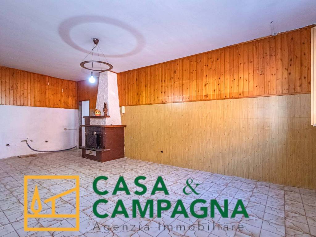 appartamento in vendita a Vairano Patenora in zona Marzanello