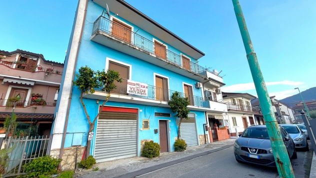 casa indipendente in vendita a Vairano Patenora