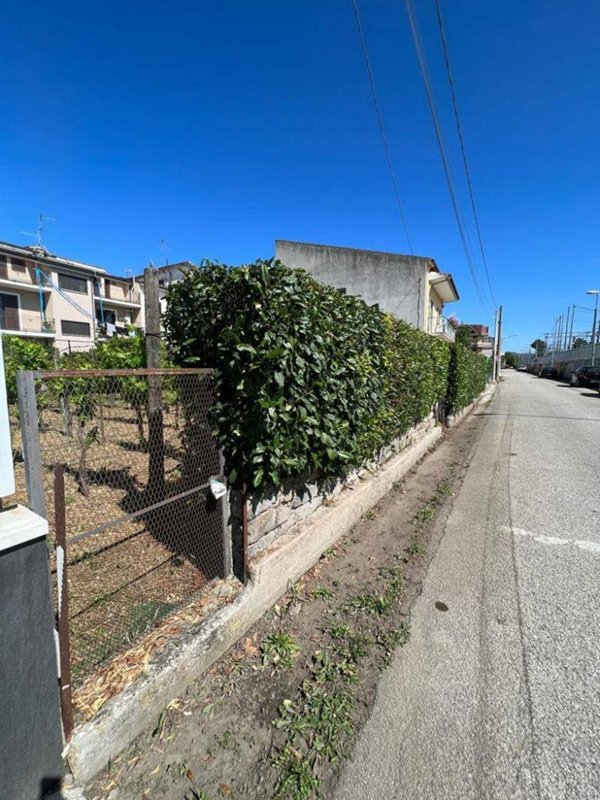 terreno in vendita a Vairano Patenora in zona Vairano Scalo