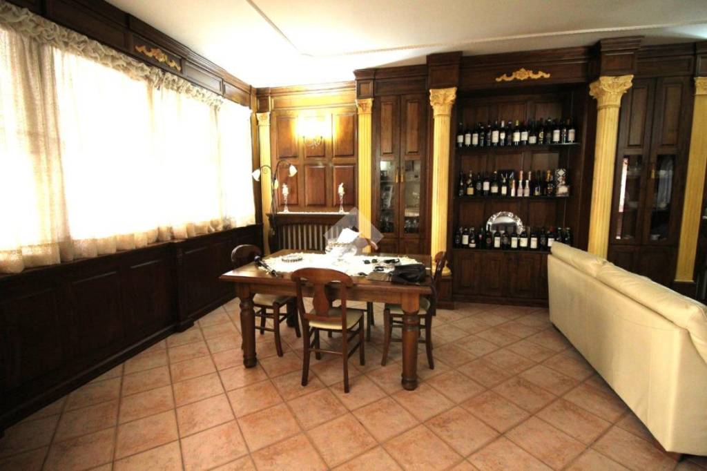 casa indipendente in vendita a Villa di Briano