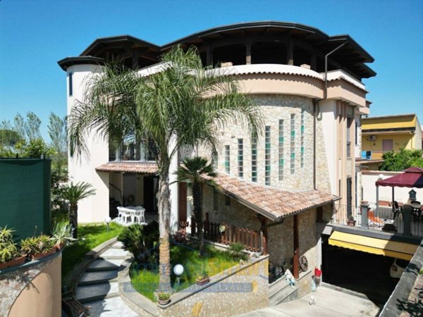 casa indipendente in vendita a Villa di Briano