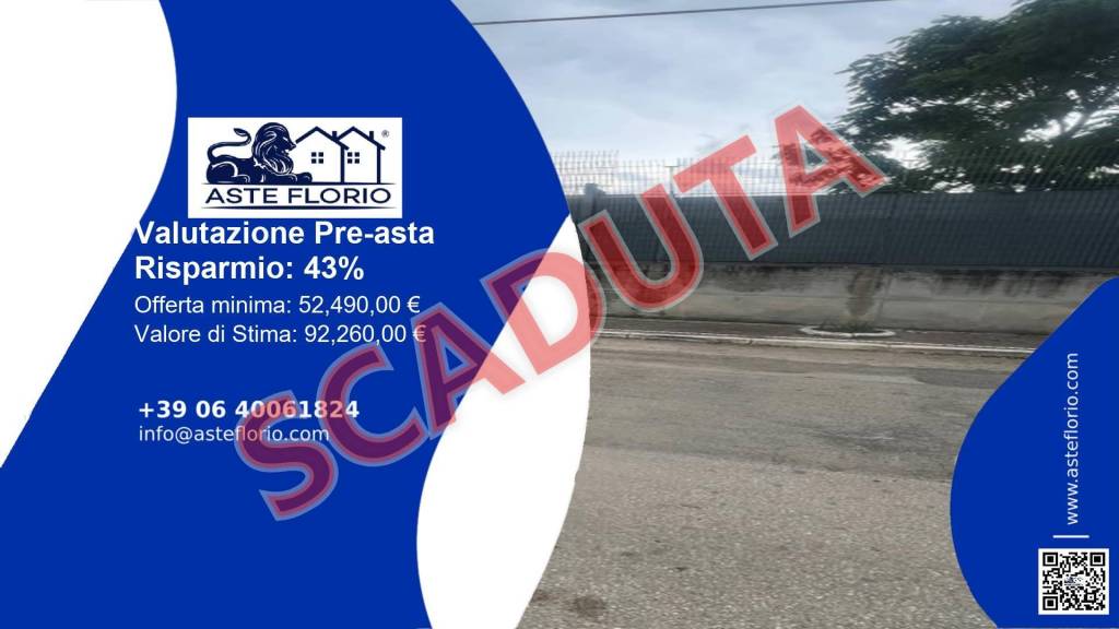 locale commerciale in vendita a Villa di Briano