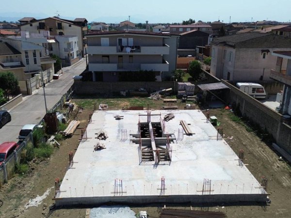 casa indipendente in vendita a Villa di Briano