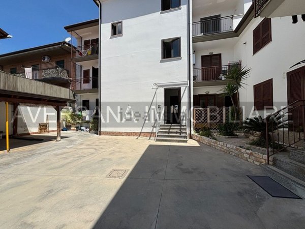 casa indipendente in vendita a Villa di Briano