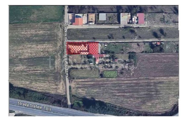 locale commerciale in vendita a Villa di Briano