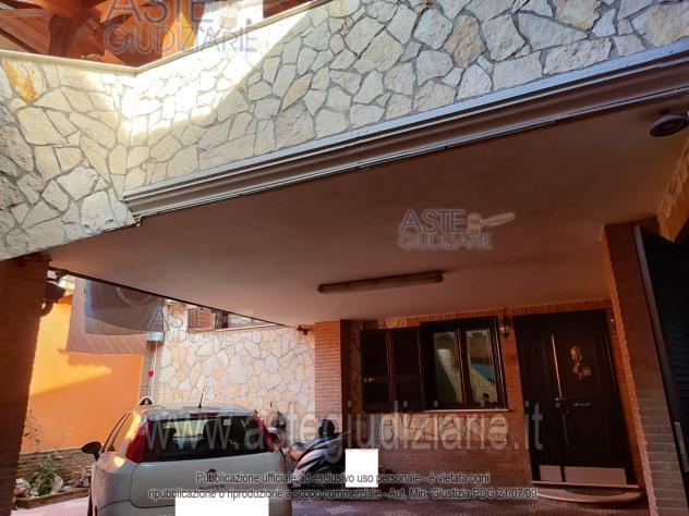 casa indipendente in vendita a Villa di Briano