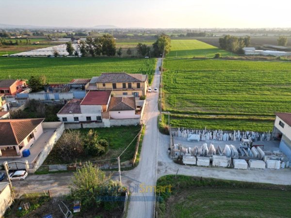 terreno agricolo in vendita a Villa Literno