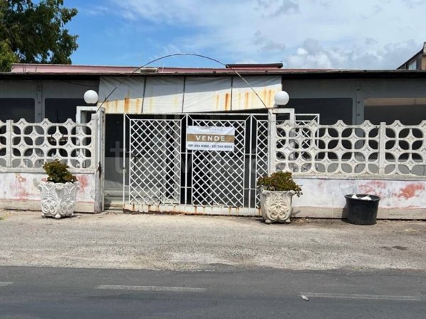 casa indipendente in vendita a Villa Literno