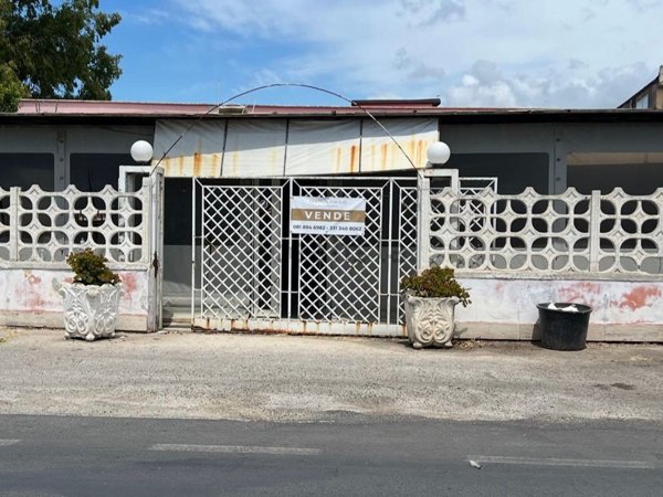 casa indipendente in vendita a Villa Literno