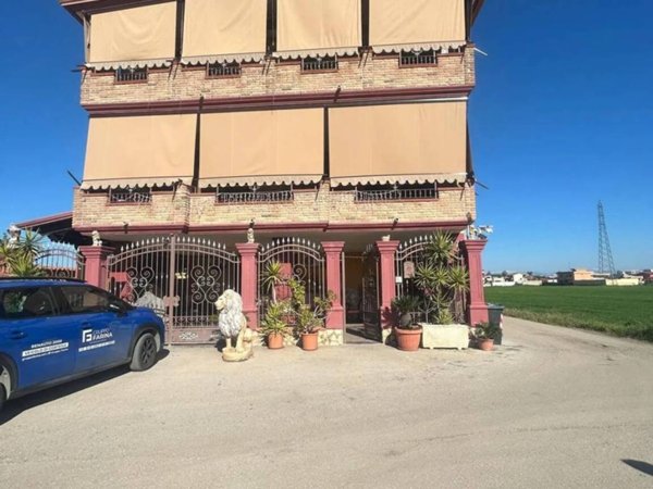 casa indipendente in vendita a Villa Literno