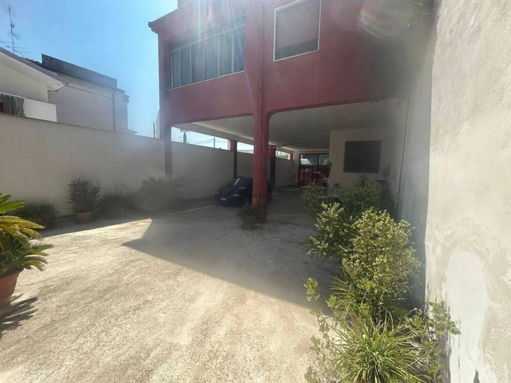 casa indipendente in vendita a Villa Literno