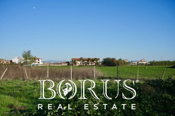 terreno edificabile in vendita a Villa Literno