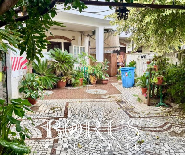 casa indipendente in vendita a Villa Literno